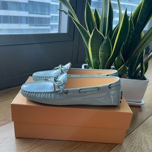 NWT TOD’s Driving Loafers Size 37.5